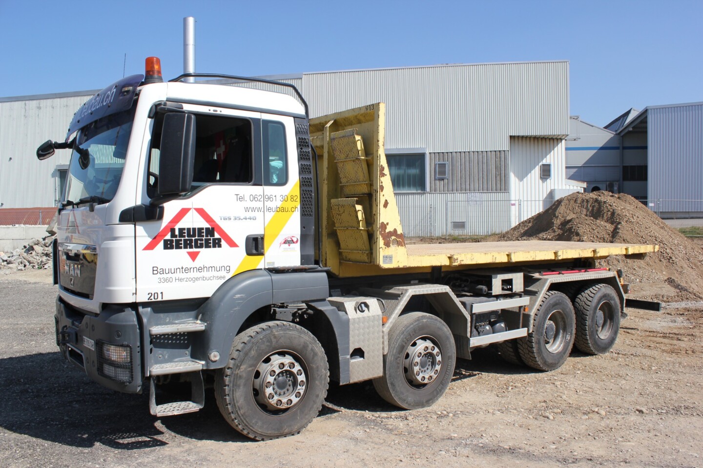 Abrollpritsche 6.5m .JPG